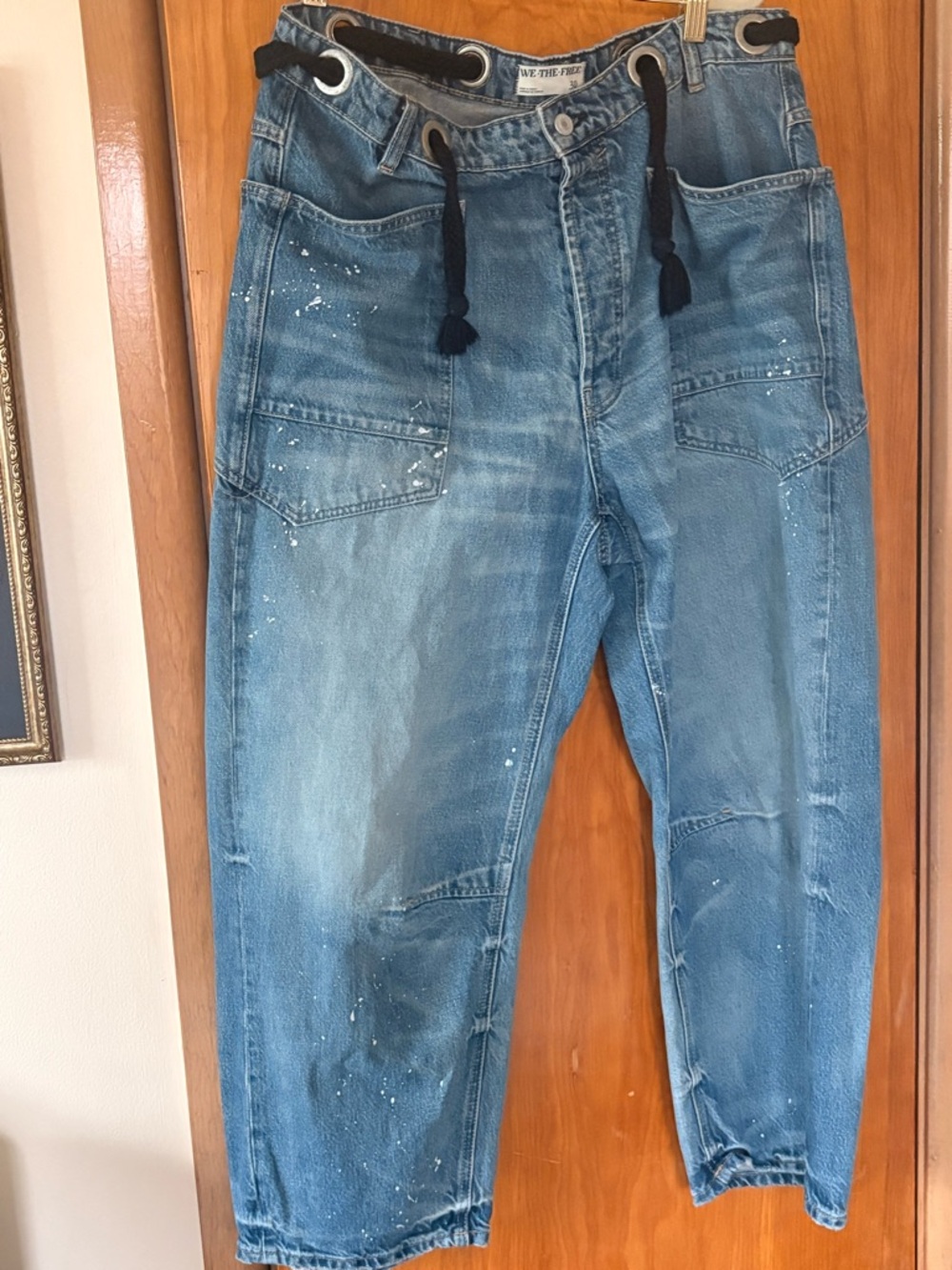 Free People Light Blue Distressed barrel   Jeans